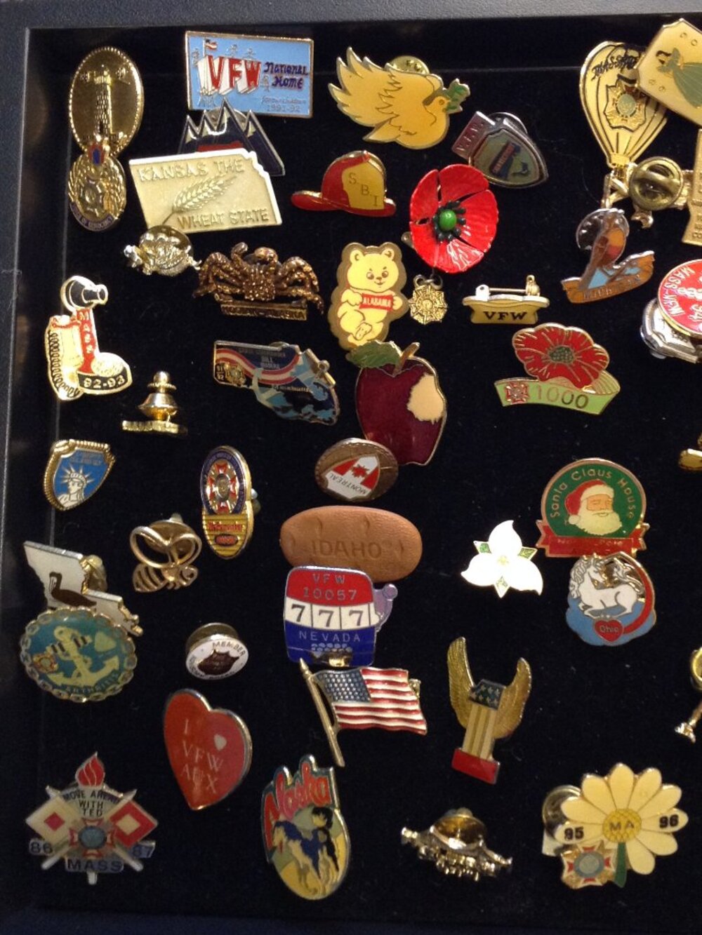 VTG Large Collection of Military Auxiliary VFW State Pins; over 85+ Pins Collect